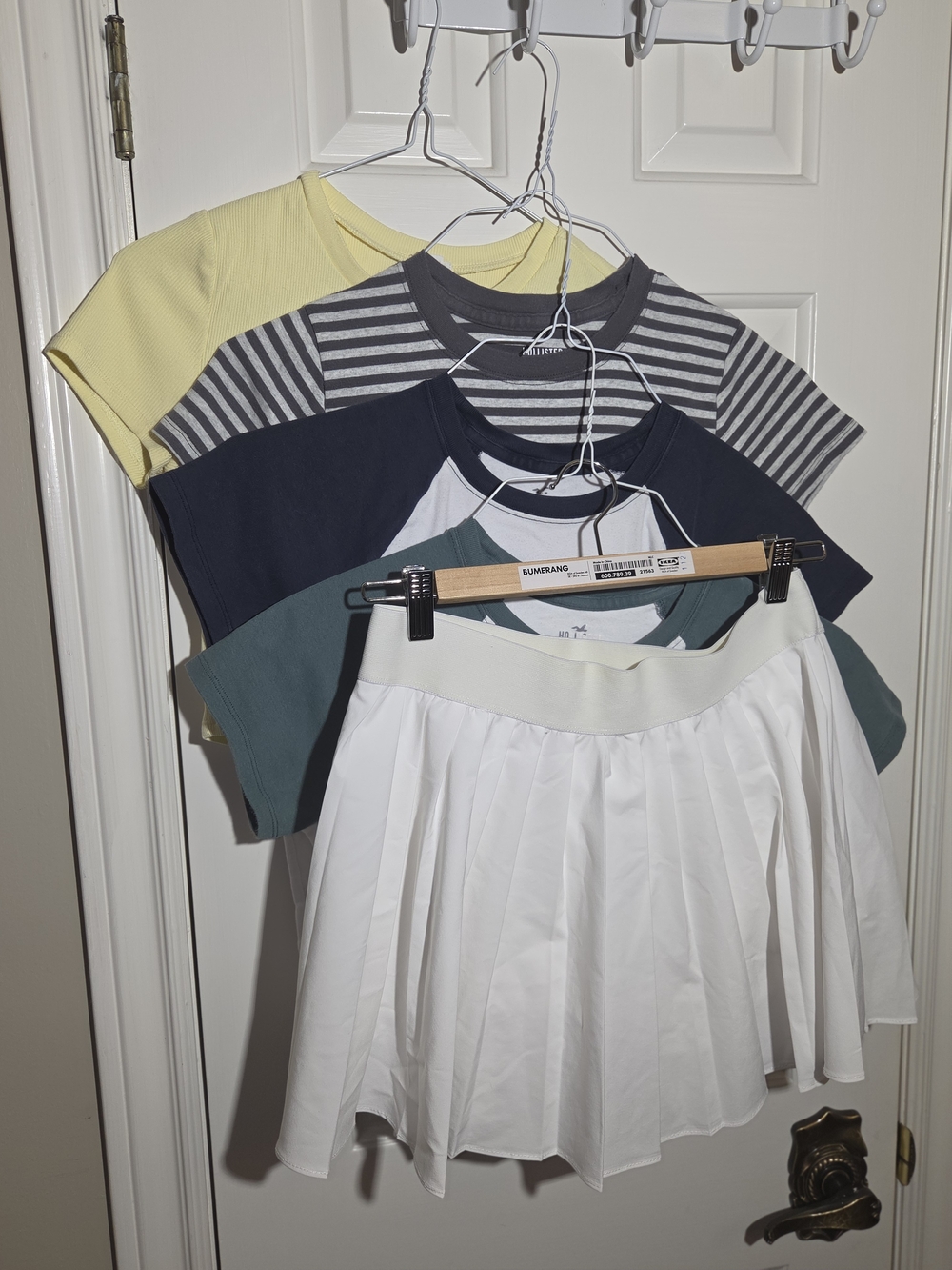 Women’s, Garage Pleated Skort & Hollister, Garage Mixed-Color Tops Set,  All MED